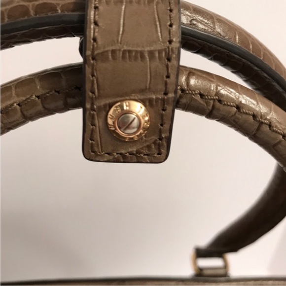 HENRI BENDEL CROCODILE CARRY-ON LUGGAGE SET - Picture 5 of 16